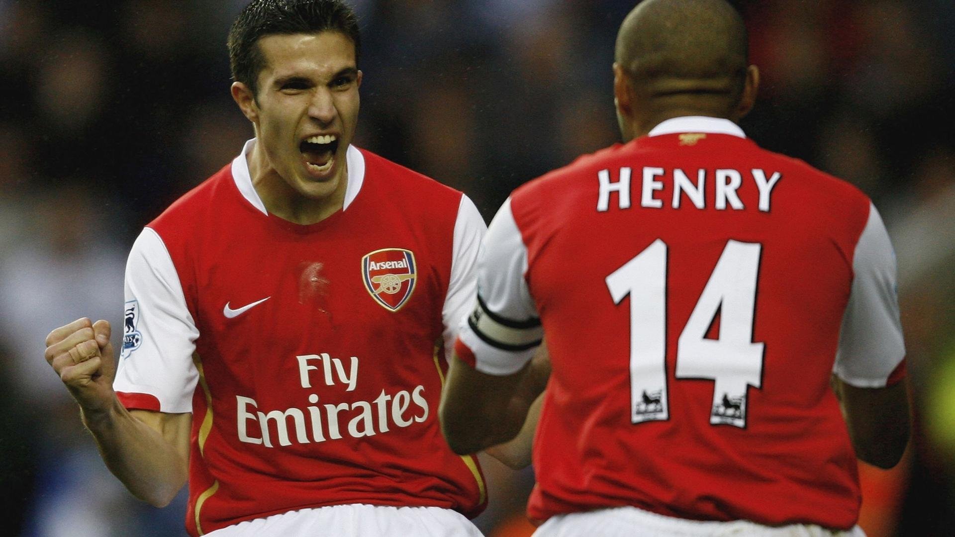 足球发展年度白皮书汇总行业趋势与建议，足球行业分析报告